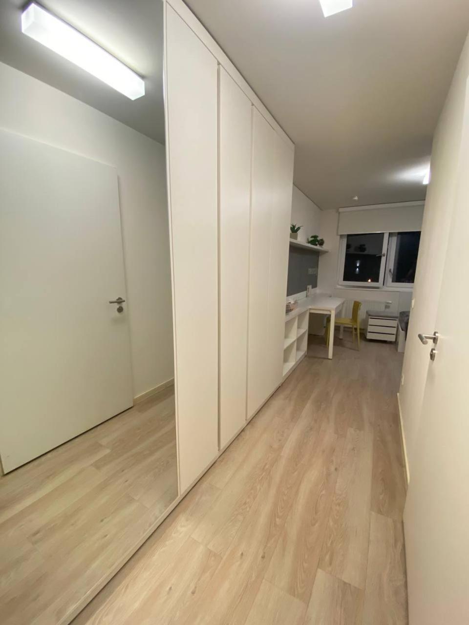 Modern Near Mauerpark Apartment *